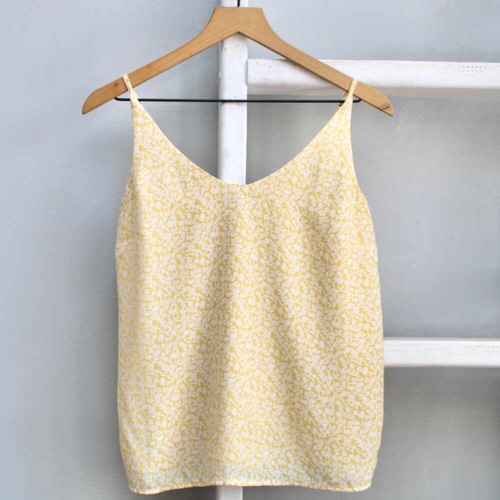 Banana Republic Yellow White Floral Spaghetti Strap Flowy Tank Blouse Size Small